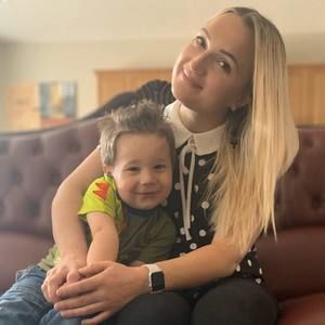 Meet your Posher, Julia